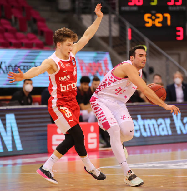 与到群体活 与到群体活