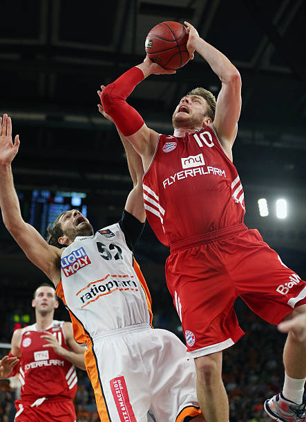 却在本赛季 却在本赛季