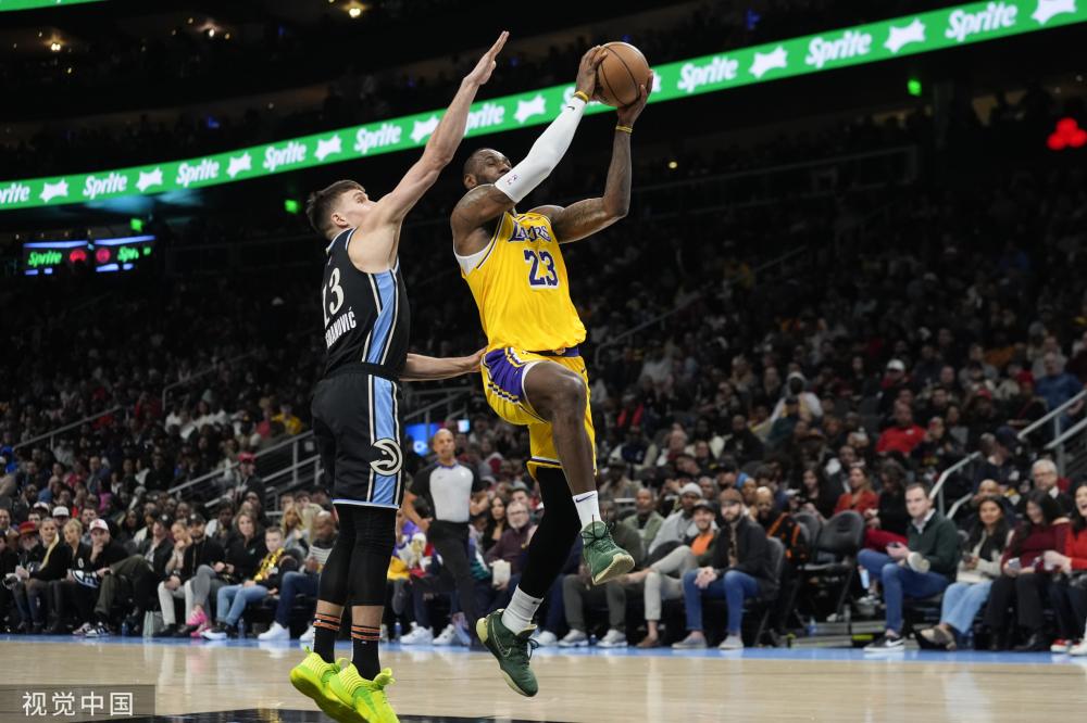 然而赛季初 然而赛季初