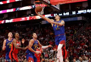 还引发了社 还引发了社