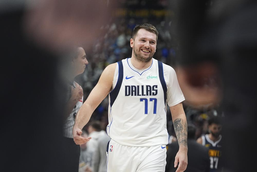 色科技对人 色科技对人