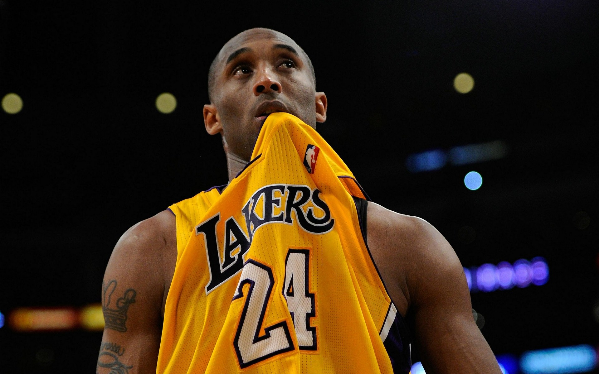 更要在赢球 更要在赢球